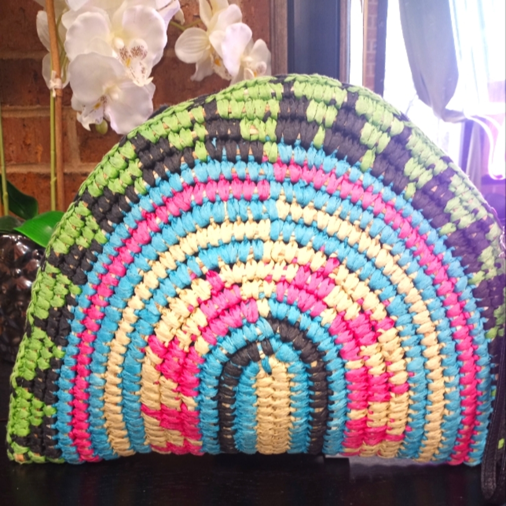 Bay sky large woven wristlet purse